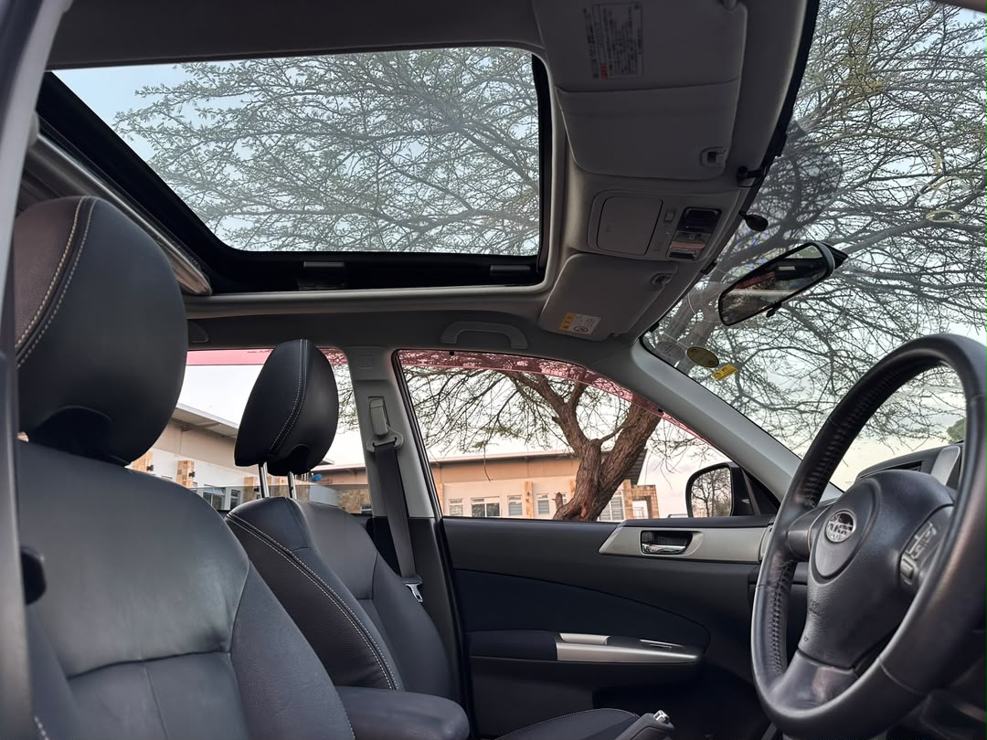 SUBARU FORESTER thumbnail 5
